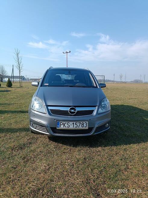 Opel Zafira B 2006r 1.9 CTDI 150 KM