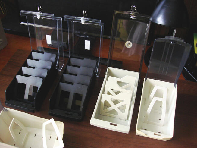 Pudełko na dyskietki 3,5” - 4 sztuki. 180 dyskietek 3.5” i 3