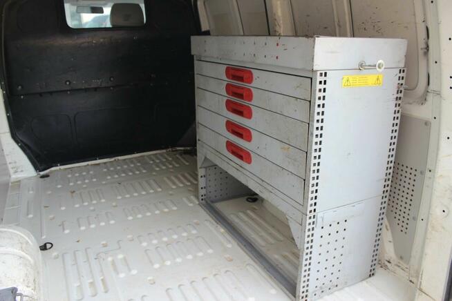 Volkswagen T5 , furgon, 2008 rok