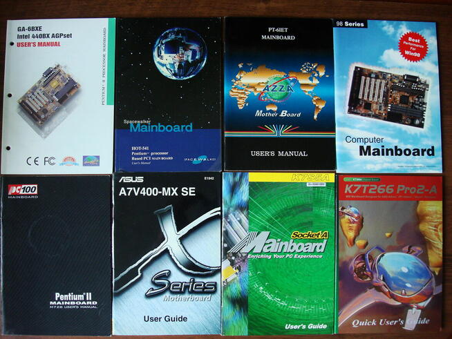 Instrukcje, płytki CD ze sterownikami płyt głównych i kart