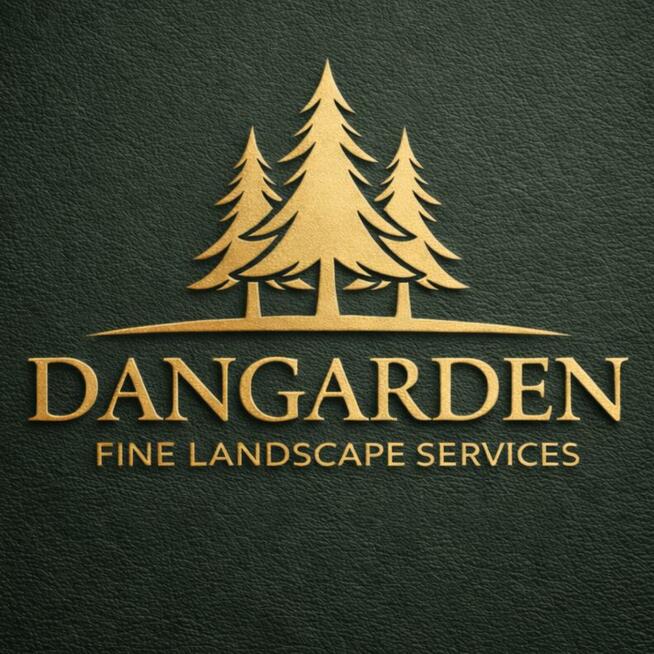 Praca przy zakładaniu ogrodów.