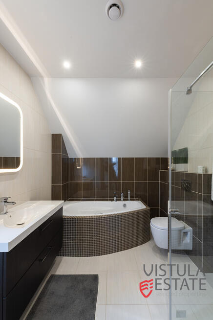 Wyjątkowy dom na os. "Parkowe Wzgórze"