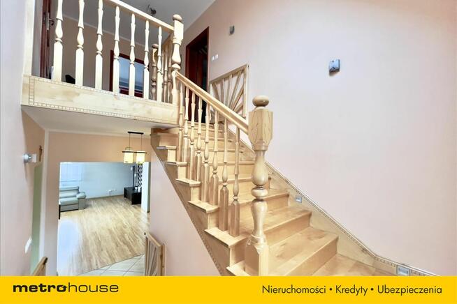 Atrakcyjny dom w prestiżowej lokalizacji.