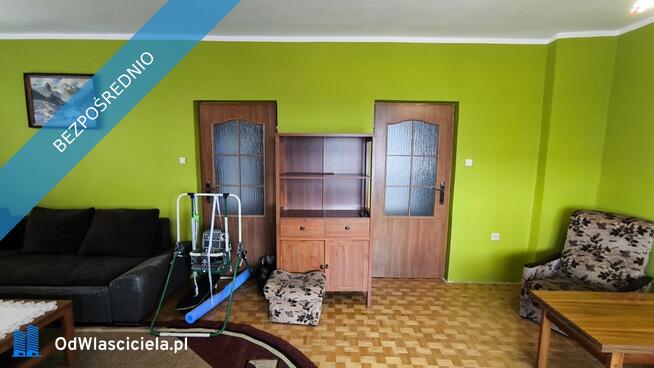 Piętro Domu Jednorodzinnego z oddzielną klatką schodową i mediami