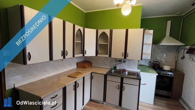 Piętro Domu Jednorodzinnego z oddzielną klatką schodową i mediami