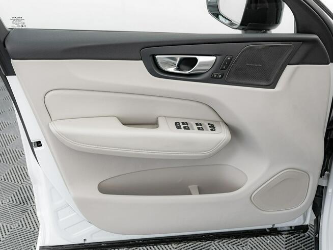 Volvo XC 60 GD6M658#B5 B AWD Ultimate Dark Podgrz.f I kier HAK Salon PL VAt23%