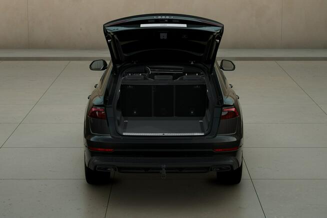 Audi Q8 MatrixLED_HeadUp_Hak_SoundSystem_Virtual_Panorama_HomeLink_Asystenci