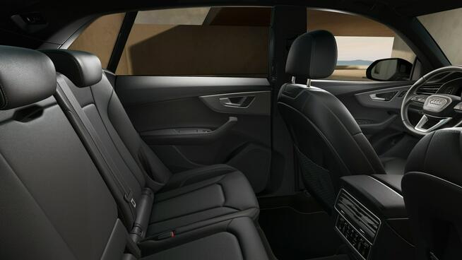 Audi Q8 MatrixLED_HeadUp_Hak_SoundSystem_Virtual_Panorama_HomeLink_Asystenci