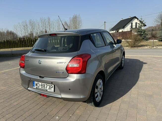 Suzuki Swift Polski Salon