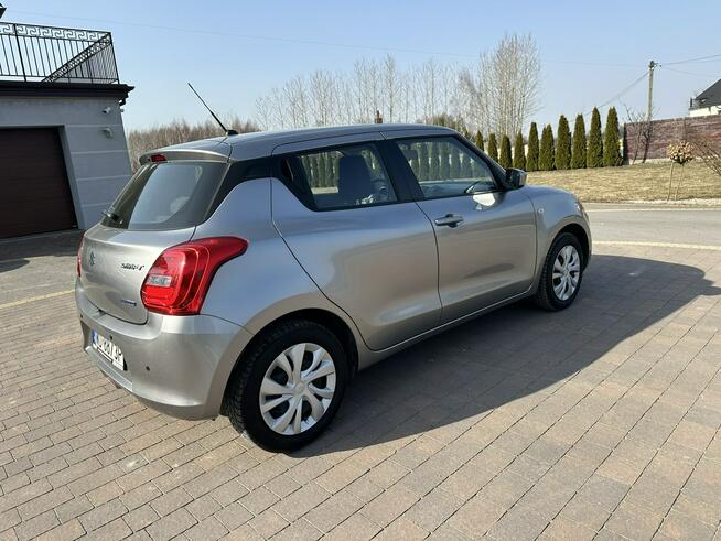 Suzuki Swift Polski Salon
