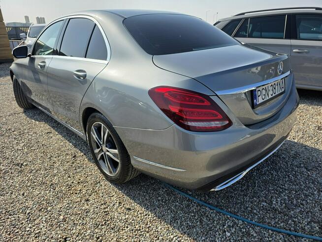 Mercedes C 180 1.6 155ps Benzyna Navi Xenon Full LED Avandgarde Gwarancja