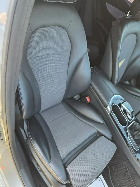 Mercedes C 180 1.6 155ps Benzyna Navi Xenon Full LED Avandgarde Gwarancja