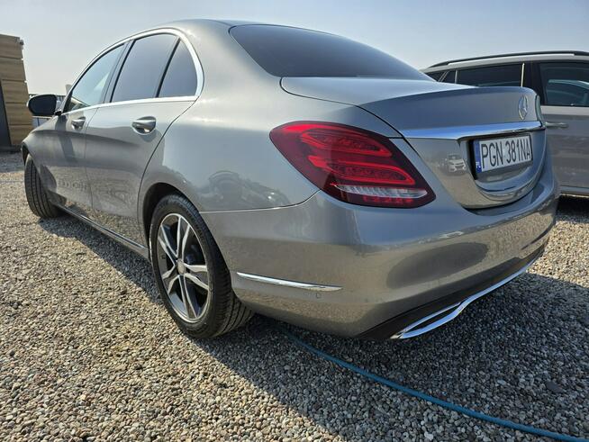 Mercedes C 180 1.6 155ps Benzyna Navi Xenon Full LED Avandgarde Gwarancja