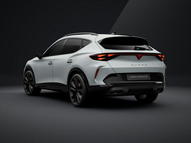 Cupra Formentor 204KM - 4Drive - Pakiet Black Edition - Rocznik 2026!