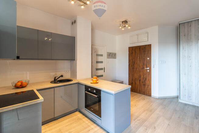 Nowoczesna kawalerka z balkonem blisko centrum