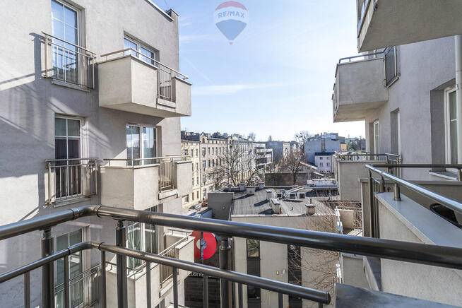 Nowoczesna kawalerka z balkonem blisko centrum