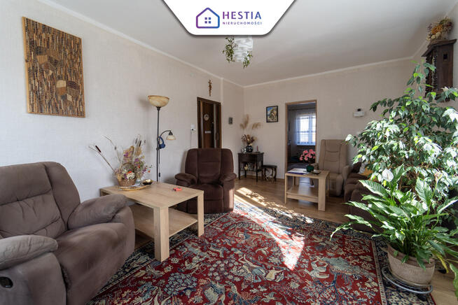 Dom k. Szczecinka na dużej działce blisko jeziora