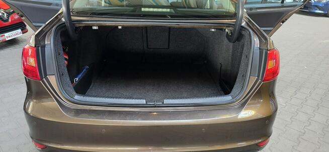 Volkswagen Jetta ZOBACZ OPIS !! W podanej cenie roczna gwarancja