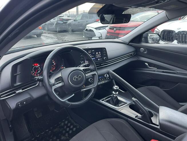 Hyundai Elantra 1.6l LED Kamera Podgrzewanie Klimatronik