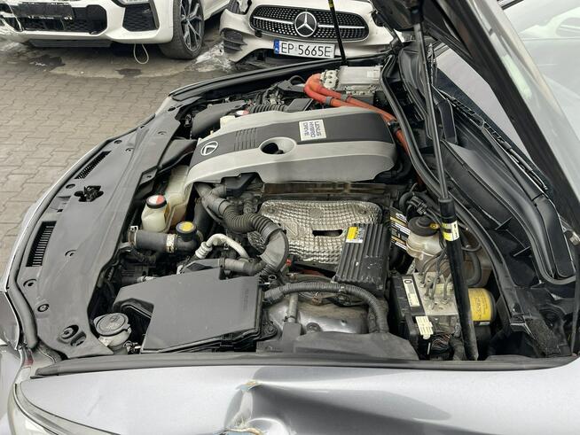 IS300H Hybryda Automat Skóra Kamera 220KM