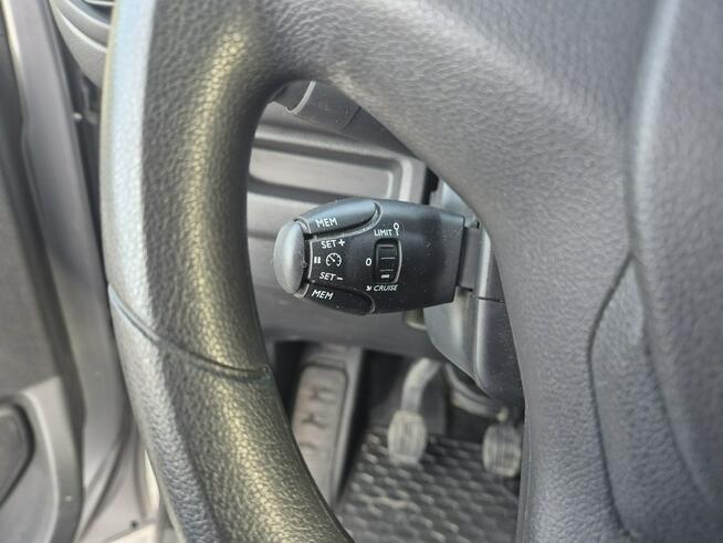 Opel Vivaro Brygadówka 2.0 diesel 144KM