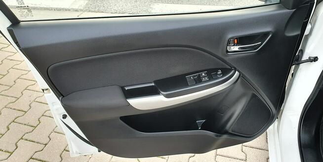 Suzuki Baleno Ledy/Czujniki parkowania/Alufelgi/ 2 komplety kół/Zestaw głośnomówiący