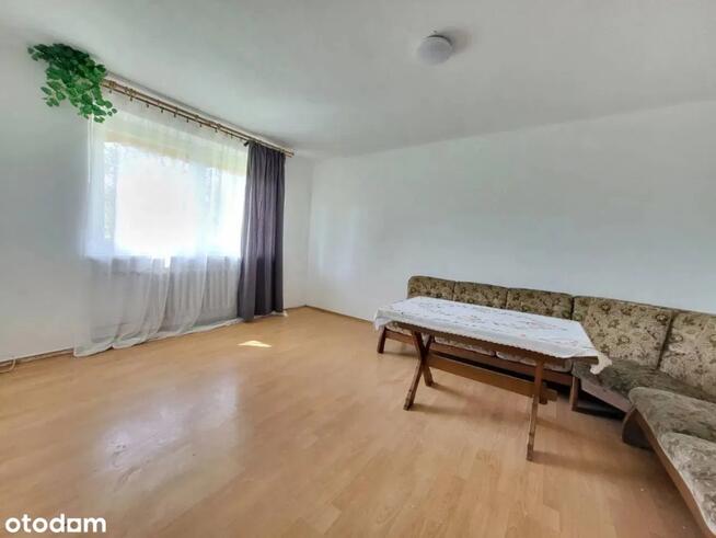 Sprzedam słoneczny dom położony w spokojnej okolicy- Konradowa