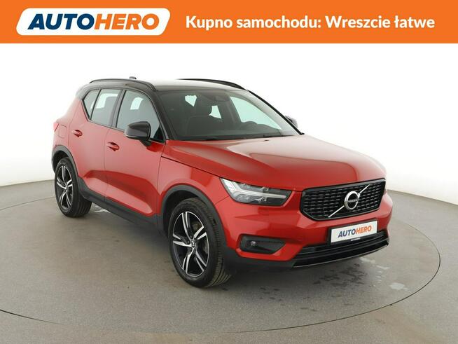Volvo XC 40 R-Design PHEV auotomat alcantara navi kamera grzane fotele tempomat LE
