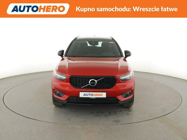 Volvo XC 40 R-Design PHEV auotomat alcantara navi kamera grzane fotele tempomat LE