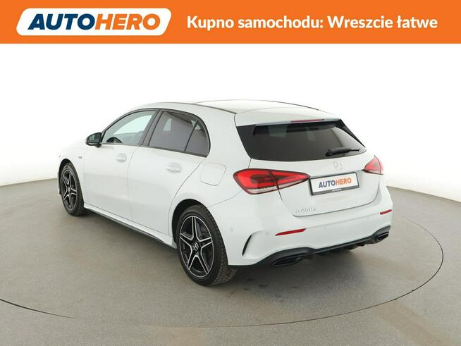 Mercedes A 250 PHEV full LED navi skóra/alcantara panorama kamery grzane fotele virtu