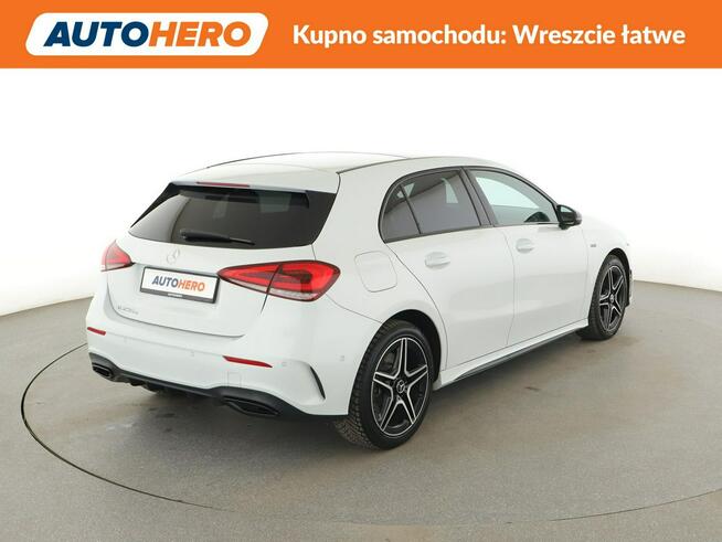 Mercedes A 250 PHEV full LED navi skóra/alcantara panorama kamery grzane fotele virtu
