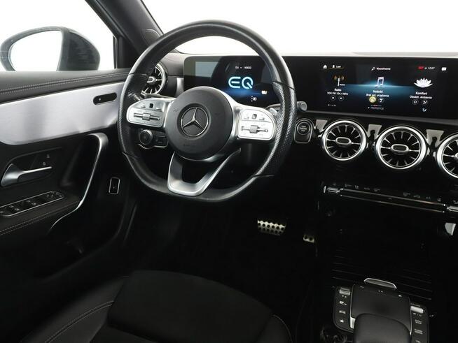 Mercedes A 250 PHEV full LED navi skóra/alcantara panorama kamery grzane fotele virtu