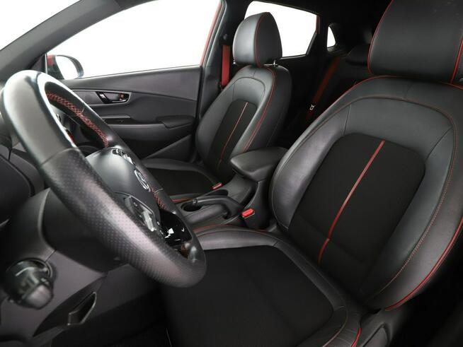 Hyundai Kona automat full LEDnavi klima auto grzane fotele kamera i czujniki park