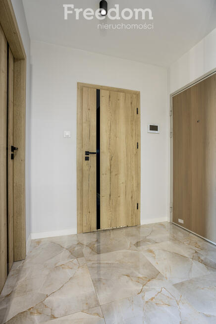 Na sprzedaż 2-pokojowe mieszkanie w bloku z windą