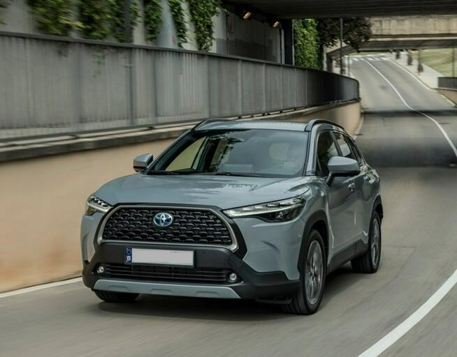 Toyota Corolla Cross 140KM Hybryda Style Kamera Niska Cena Dostępny od ręki 1611 zł