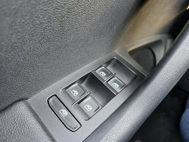 Škoda Octavia 2.0 TDI 150 KM, Klimatyzacja, Alufelgi, Navi, LED, Bluetooth, 3 Klucze