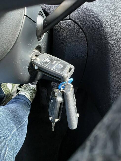 Škoda Octavia 2.0 TDI 150 KM, Klimatyzacja, Alufelgi, Navi, LED, Bluetooth, 3 Klucze