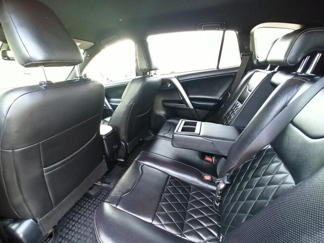 Toyota RAV-4 Selection, serwis, salon Polska