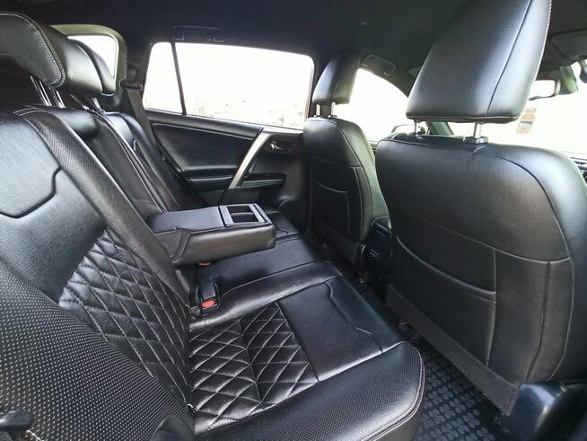 Toyota RAV-4 Selection, serwis, salon Polska