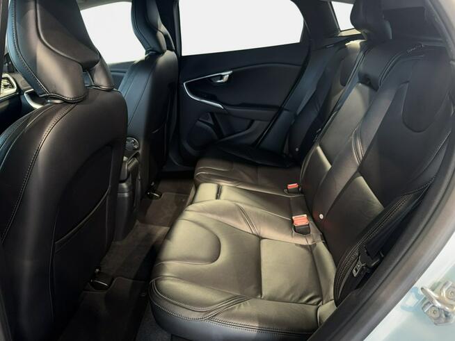 Volvo V40 Inscription 2.0 T5 245KM automat 2018 r., salon PL, HAK