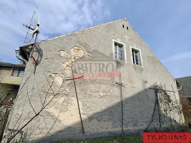KADŁUB WOLNY/Dom z dużą zabudową gospodarczą