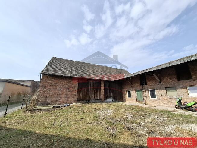 KADŁUB WOLNY/Dom z dużą zabudową gospodarczą