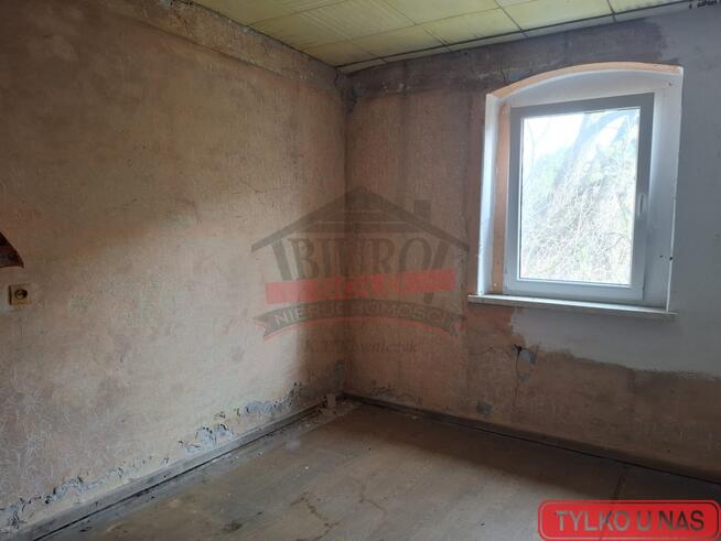 KADŁUB WOLNY/Dom z dużą zabudową gospodarczą