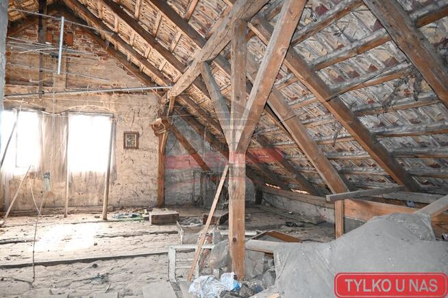 KADŁUB WOLNY/Dom z dużą zabudową gospodarczą