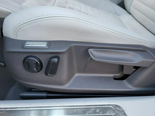 Volkswagen Passat fv23%/200KM/Automat/68 tys km przebiegu