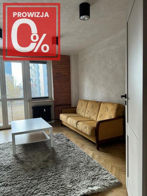 2 pok. po generalnym remoncie przy ul. Wallenroda