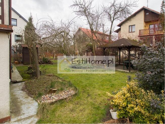 Pszczółki, przestronny dom w spokojnej okolicy