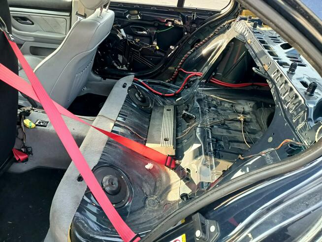 Bmw E39 2.8 b+g 193km 00r Drift