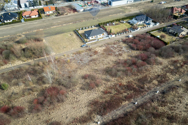 TWOJE MIEJSCE W SEROCKU – DZIAŁKA 800 M2