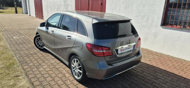 Mercedes B 180 LED-KPL. kół